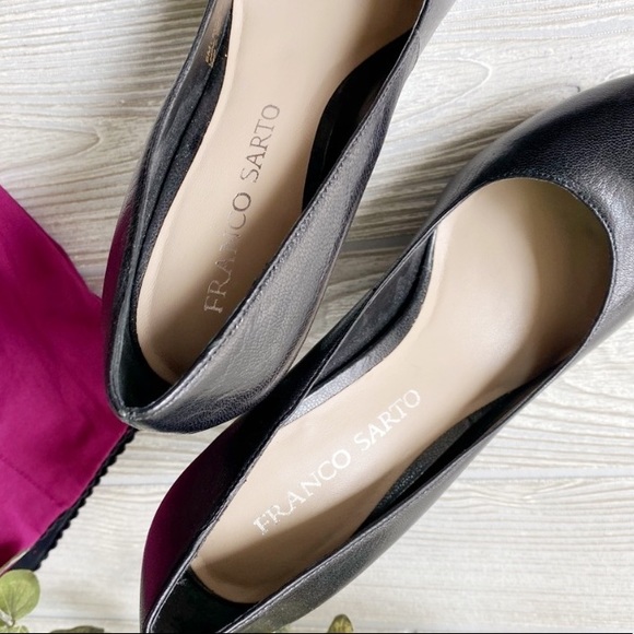 🔴 5/$45 SALE 🔴 FRANCO SARTO |  Black Round Toe Pump - Picture 5 of 7